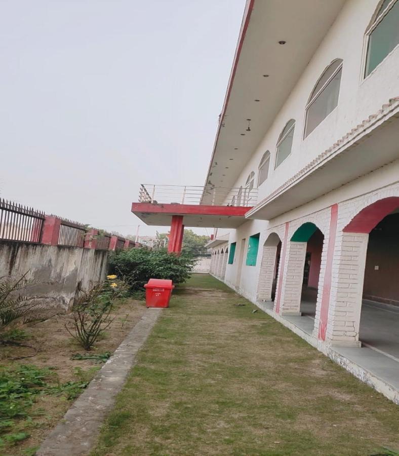 Jiya Green Garden & Banquet, Sonipat Exterior foto